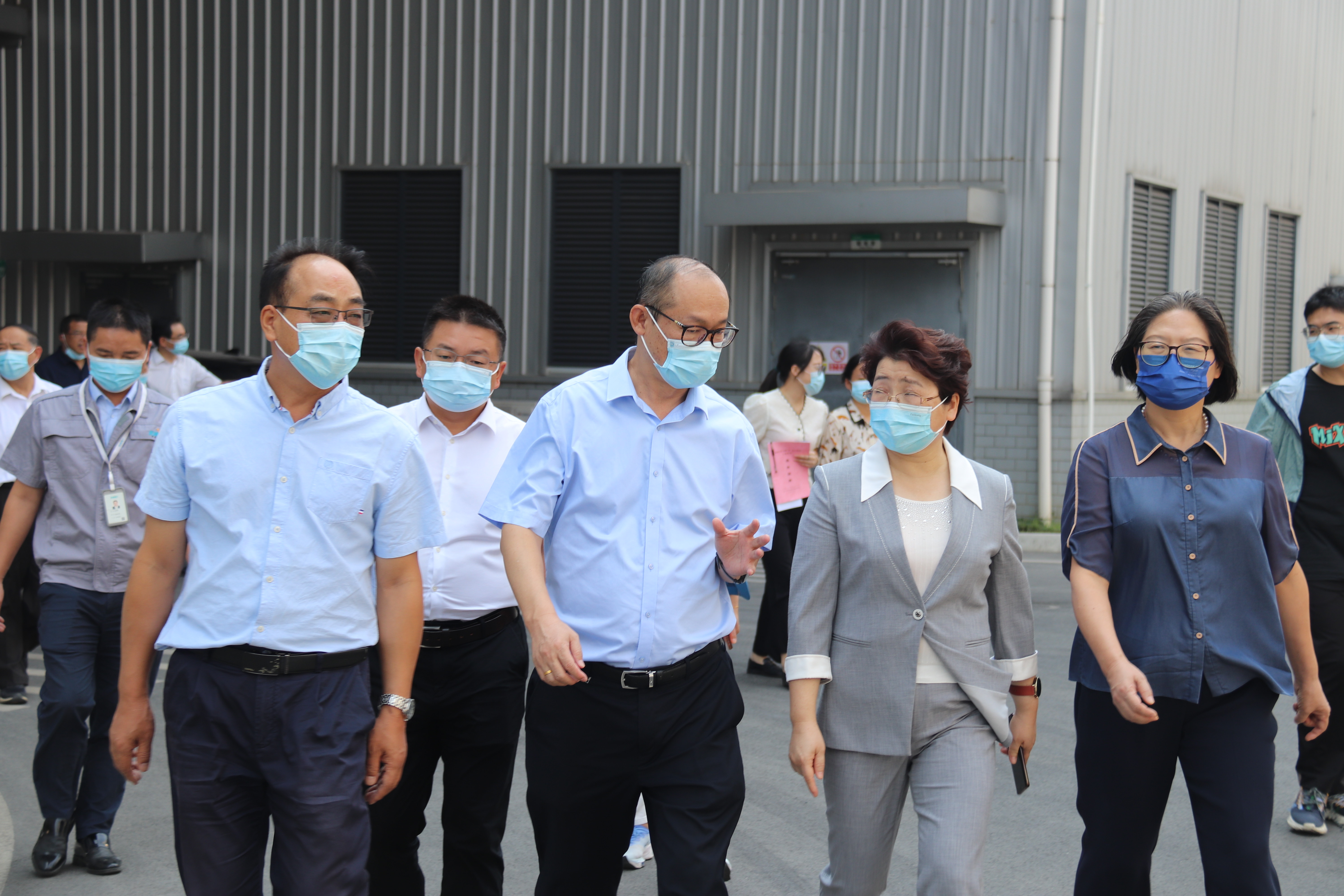 十三屆全國人大代表邵陽小組和部分省、市人大代表2022年專題調(diào)研團(tuán)一行蒞臨我司調(diào)研
